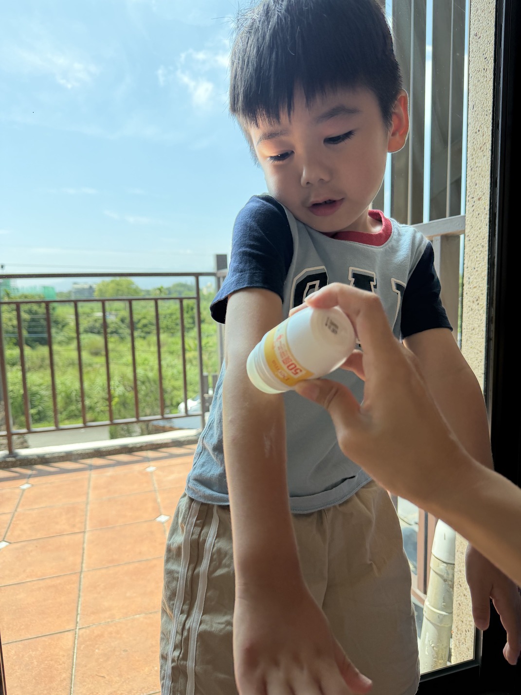 ｜寶寶防曬｜2026兒童防曬評比：成分控媽咪開箱5款熱門品牌！易敏肌寶寶也適用