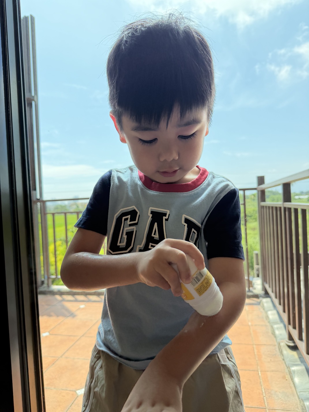 ｜寶寶防曬｜2026兒童防曬評比：成分控媽咪開箱5款熱門品牌！易敏肌寶寶也適用