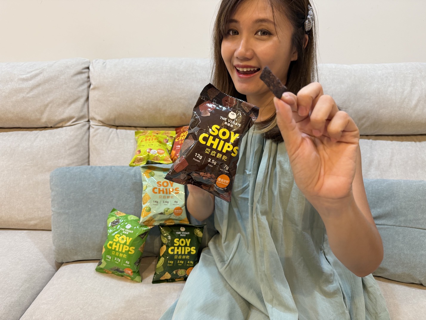 ｜THE VEGAN｜時尚媽咪的必備的飽足感蛋白飲開箱！媽媽們的樂維根好朋友：高纖植物優蛋白、方便營養的大豆蛋白棒、豆皮餅乾陪我每天快樂育兒