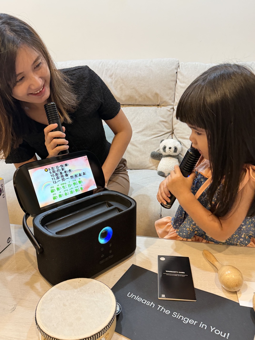 ｜Ikarao愛克拉｜在家秒變KTV的一體式便攜卡拉OK機，最方便的美華卡拉吧走到哪唱到哪